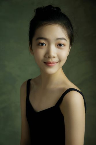 少年【艺术专业】肖像